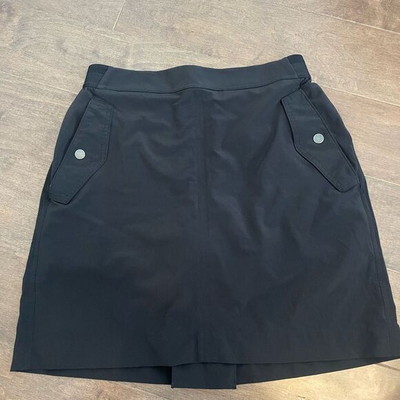 Athleta Black Vienna Cargo Skort - 8 - Picture 1 of 5